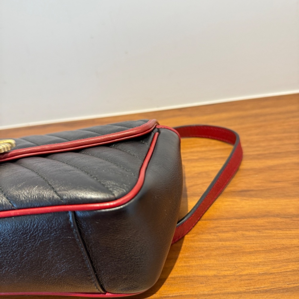 Gucci Vintage Effect Calfskin Matelasse Diagonal Small Torchon GG Marmont Black - Picture 5 of 10